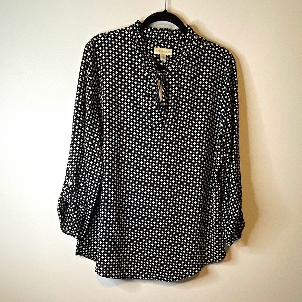 Appleseed's Blouse Women L Black White Geometric Split Neck Tie Career NWOT